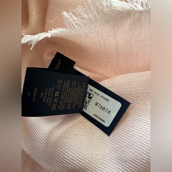 Monogram Shine shawl / scarf Louis Vuitton LV - Picture 12 of 12